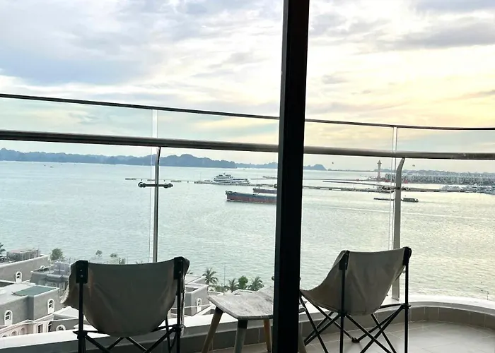 Om Sapphire Homestay - Ha Long *