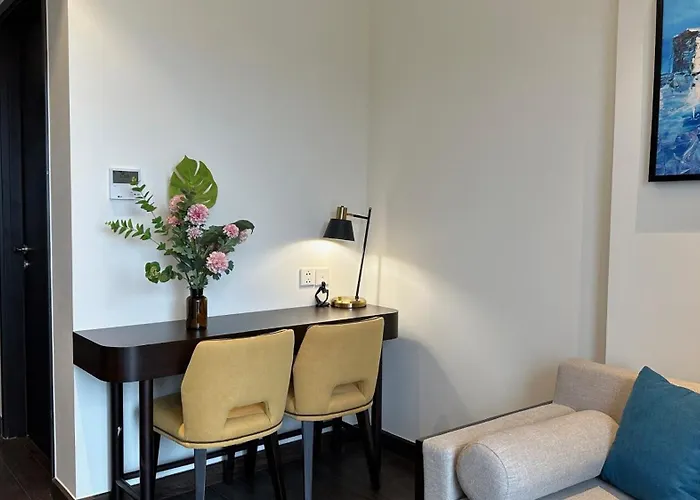 Om Sapphire Homestay - Ha Long Apartment