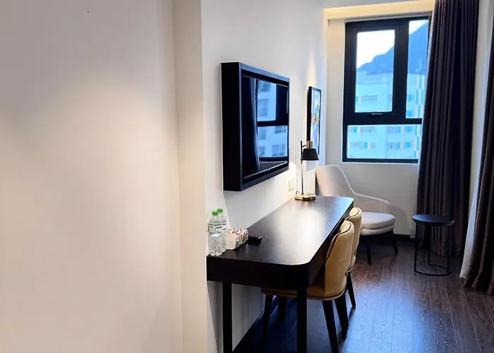Om Sapphire Homestay - Ha Long Apartment